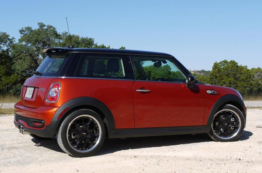  Mini Cooper S 2011 года  (фото 13 из 71)